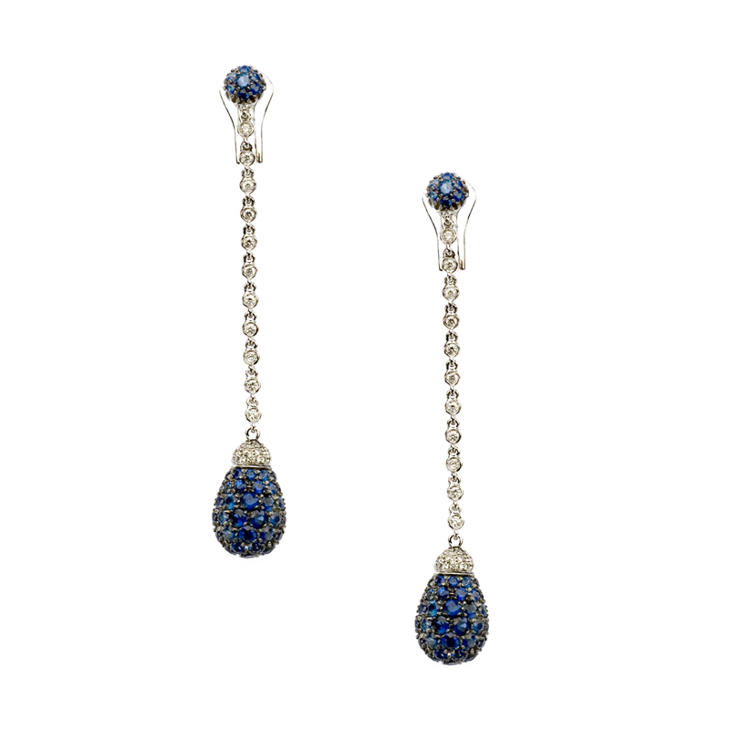Long earrings in white gold, diamonds and blue sapphires